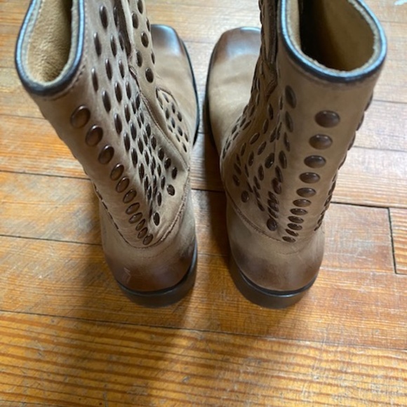 John Fluvog Vintage Boots - Picture 2 of 5